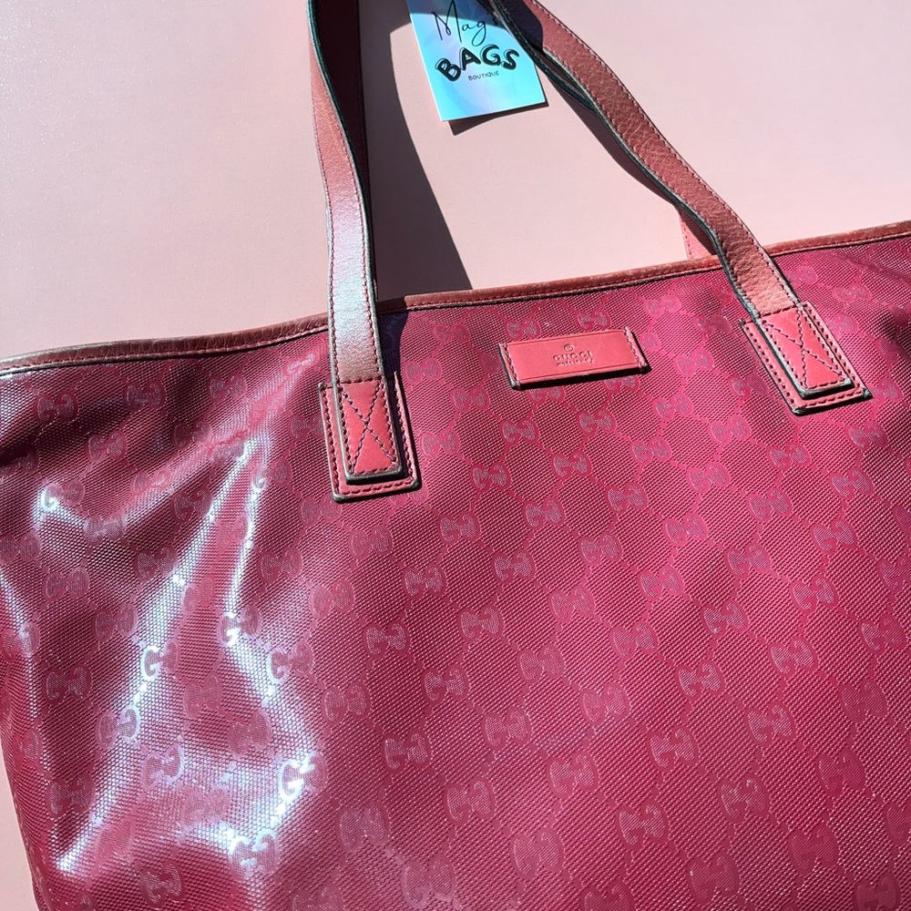 Gucci: Supreme GG Imprime Joy PVC Leather Tote Bag Tote Bag (pink/ red) - Picture 9 of 17